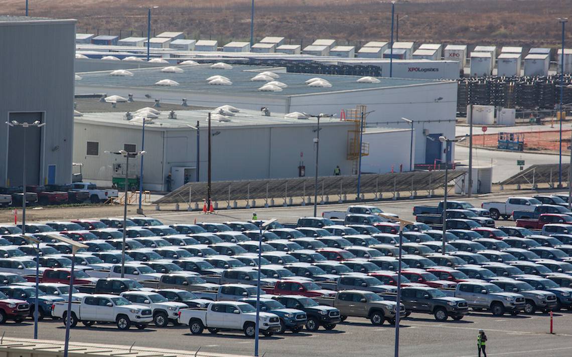 Venta de autos en México sigue cuesta abajo