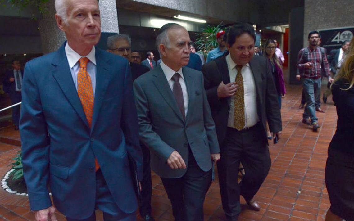 Economía crecerá entre 0.6 y 0.7% este año, admite Alfonso Romo