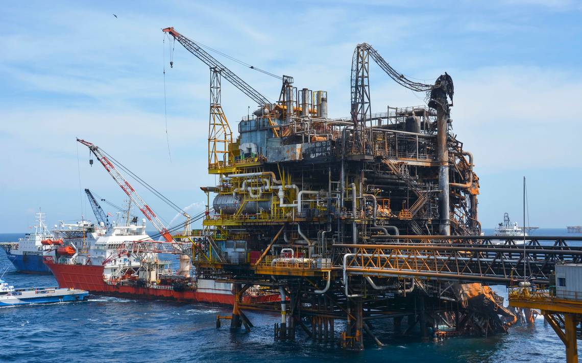 Pemex alista licitación de contratos de servicios para aumentar producción