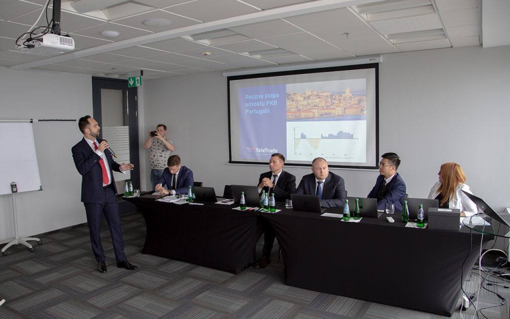 Especialista respondeu a todas as perguntas do público