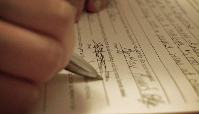 Câmara de Olhão não revela "provas" nos contratos por ajuste directo