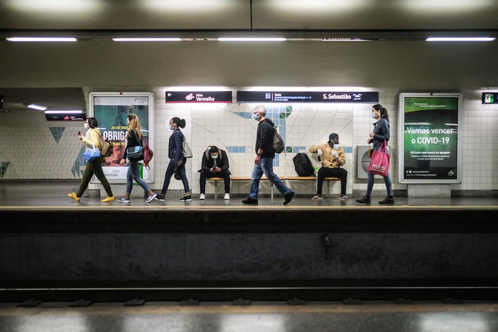 INE melhora estimativa da queda do PIB (que continua a ser histórica)