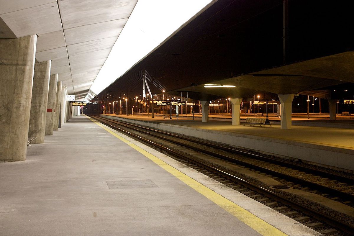 Lisboa-Porto em 1h15 obriga à construção de nova ponte sobre o Douro
