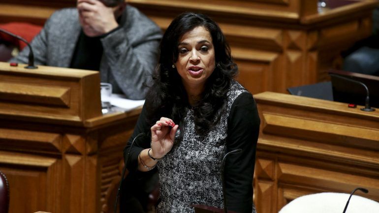 Autarca de Matosinhos avisa Galp que chumbará projetos imobiliários