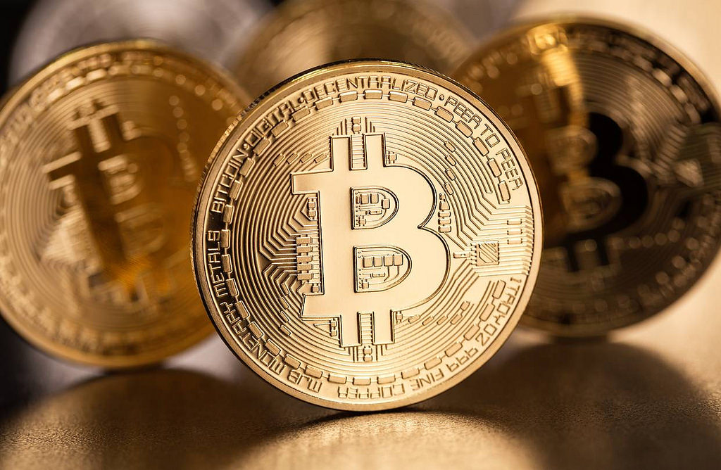 Bitcoin atinge o maior valor de sempre: 19.856 dólares - ZAP