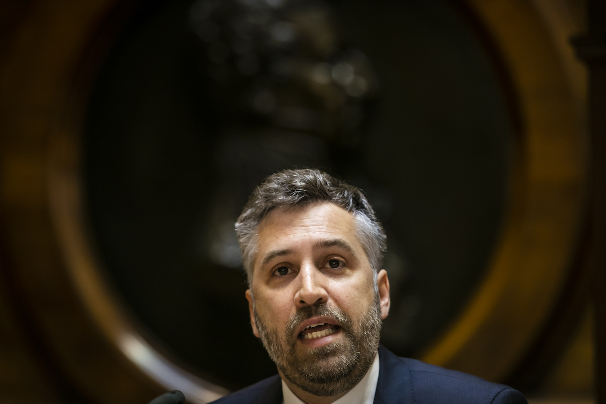 TAP pode precisar de 3,7 mil milhões de euros até 2024 - ZAP