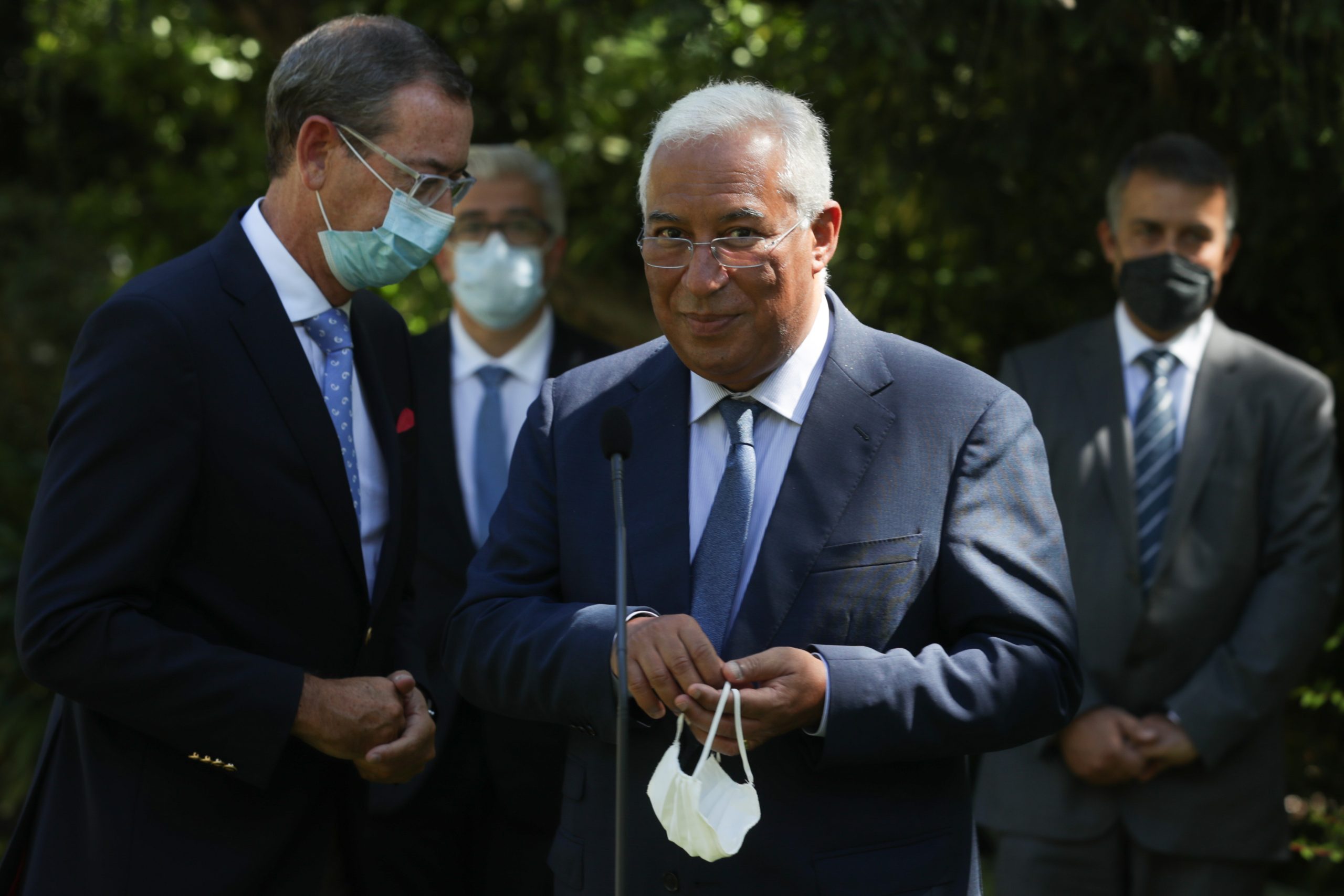 Costa pede participação dos portugueses na consulta pública do PRR