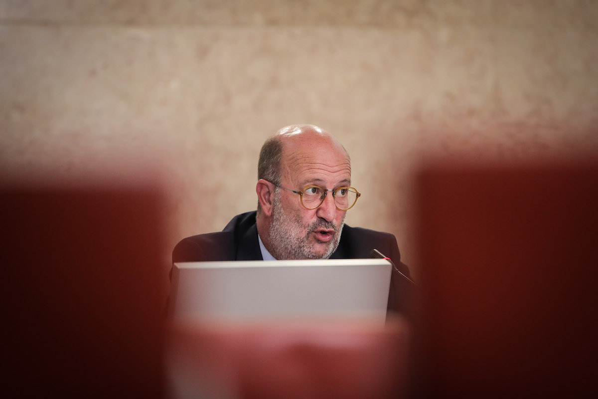 Governo vai atribuir 100 mil cheques para combater pobreza energética