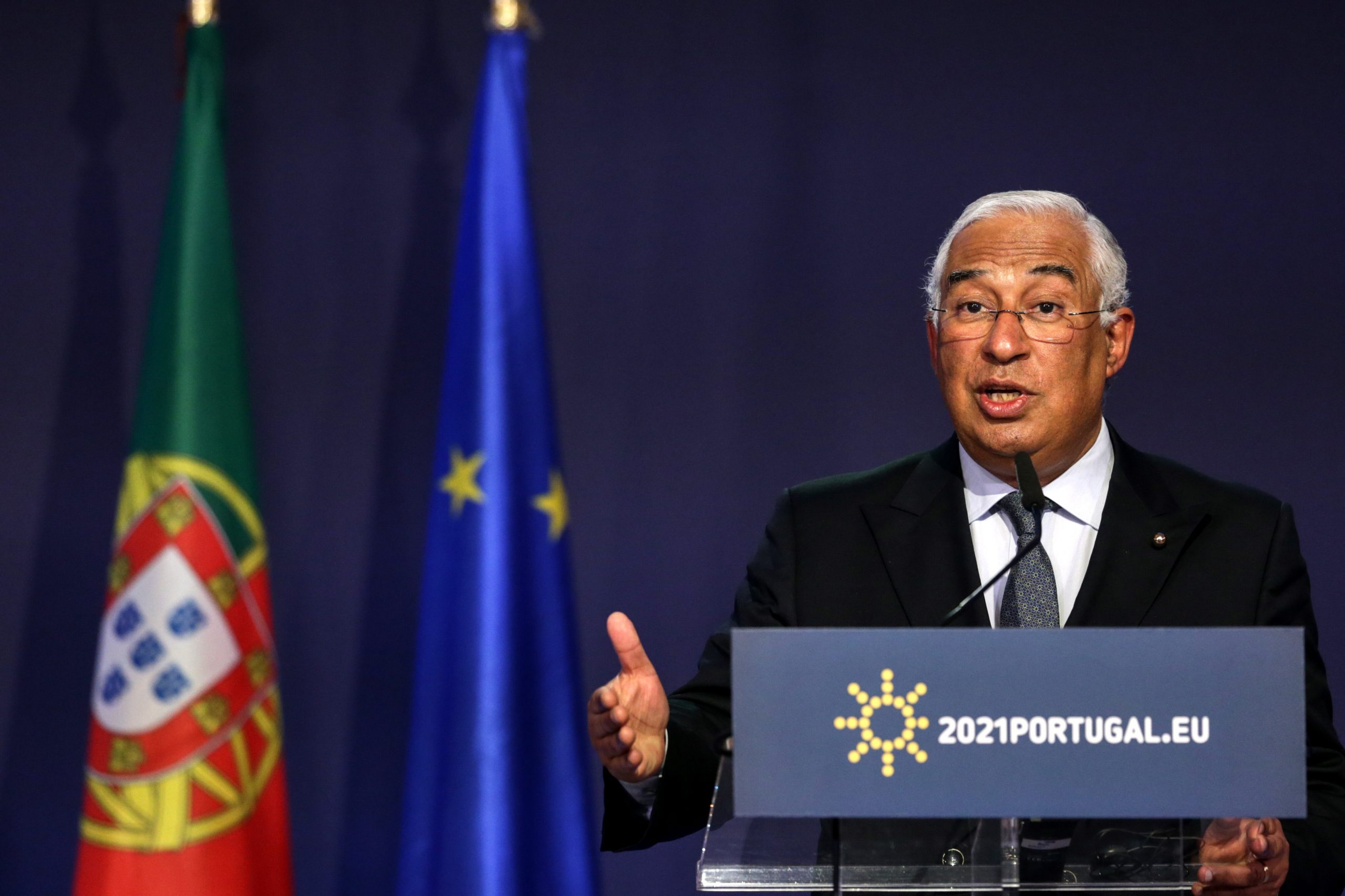Presidência portuguesa da UE debaixo de fogo após gastos "incomuns"
