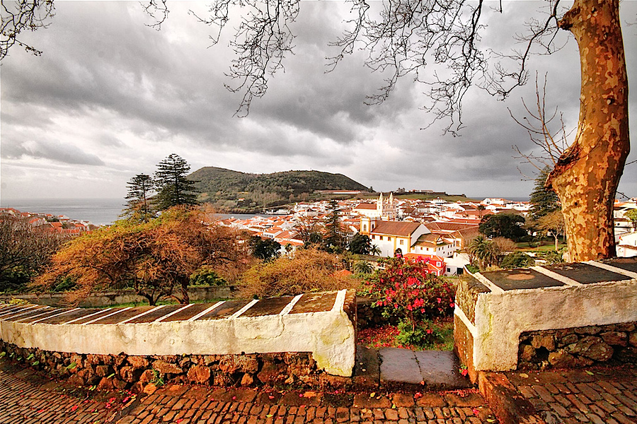 Açores alargam horário de restaurantes nos concelhos de risco mais elevado - ZAP
