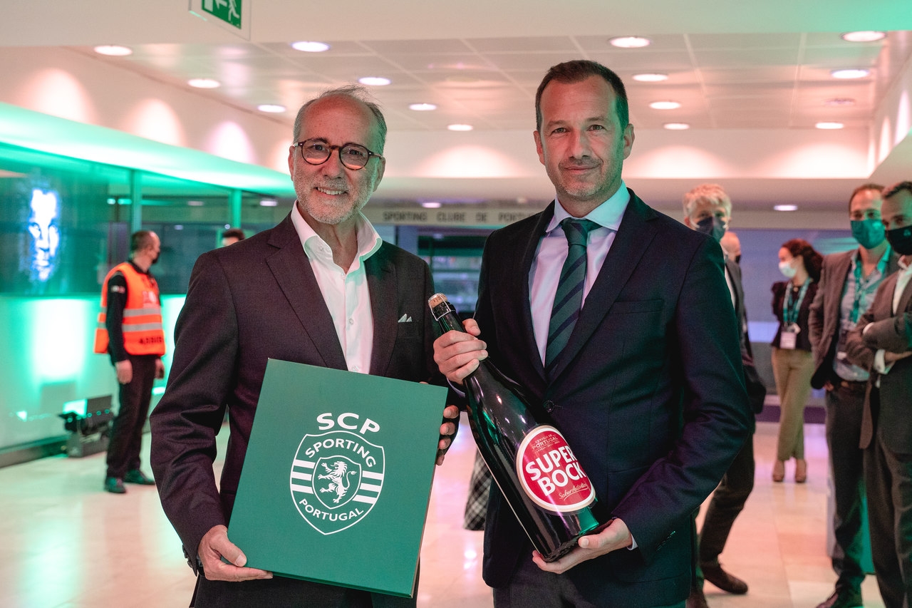 Super Bock renova patrocínio ao clube de Alvalade - Meios & Publicidade