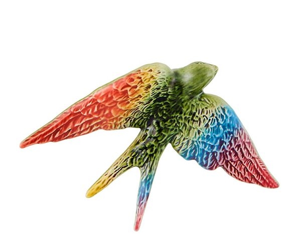 Há uma andorinha Bordallo Pinheiro a voar pela diversidade - Meios & Publicidade