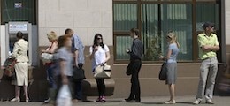 Белорусы вынесли из банков почти $600 млн | 28.08.20