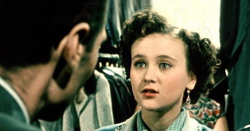 Микаэла Дроздовская погибла после пожара. Почему дочерей актрисы воспитали чужие люди? | StarHit.ru