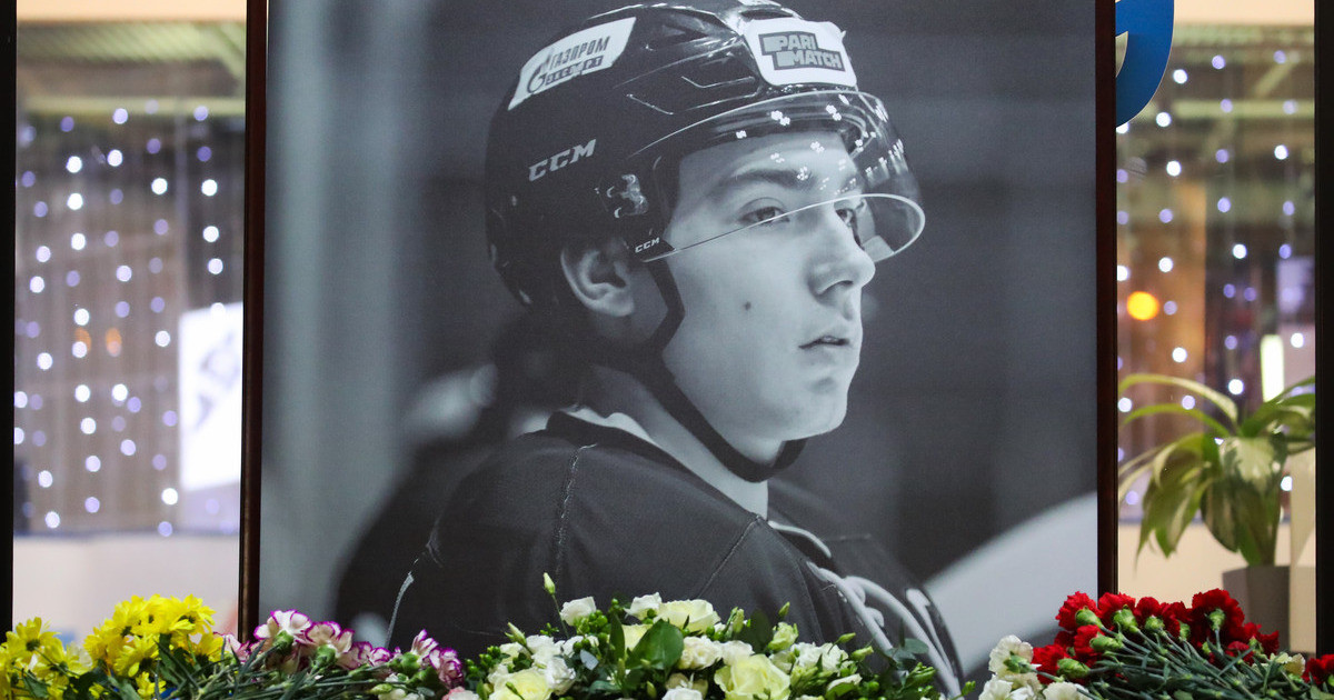 В Челябинске простились с хоккеистом МХК «Динамо» Тимуром Файзутдиновым | StarHit.ru