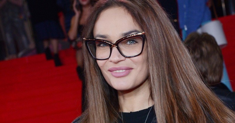 Водонаева покрутила ягодицами, а Волочкова сделала шпагат на бойфренде: соцсети звезд | StarHit.ru