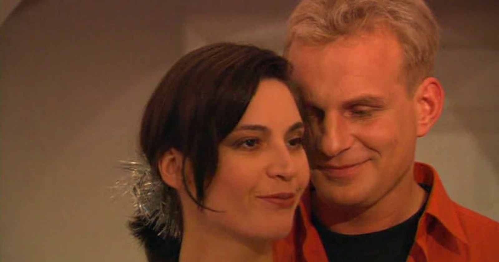 «У меня было много постельных сцен»: Игорь Филиппов откровенно о романе с Лидией Вележевой | StarHit.ru