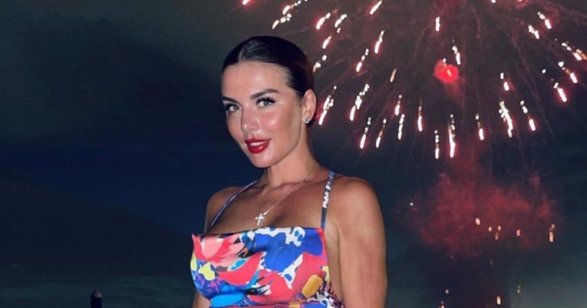 Анна Седокова: «К сожалению, не знаю, что такое маленькие писюндрики!» | StarHit.ru