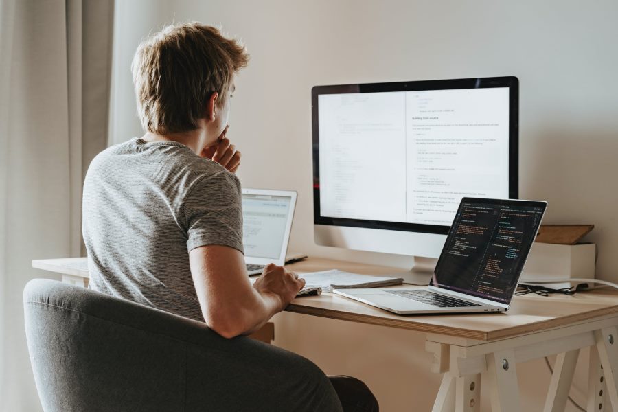 Stack Overflow составил рейтинг любимых языков программирования у разработчиков