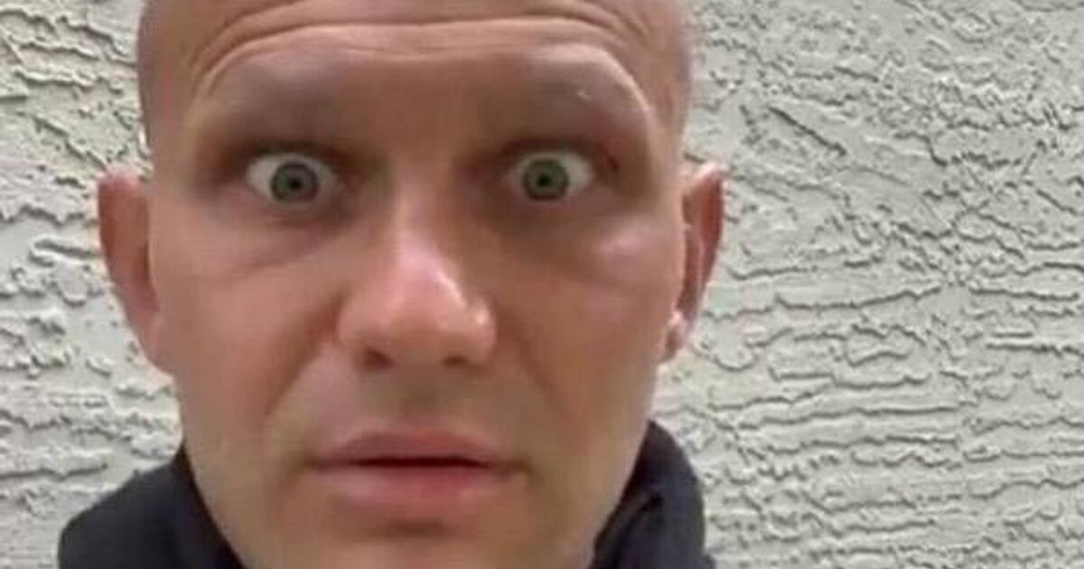 Чтобы никто не видел, как крышу сносит? Джиган не может вести прямые эфиры в Сети | StarHit.ru