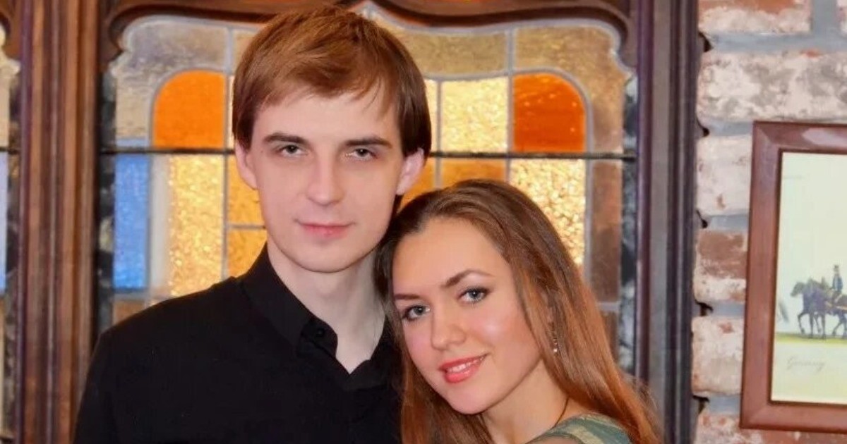 Сергей Адоевцев устроил для дочери яркую прогулку по Москве | StarHit.ru