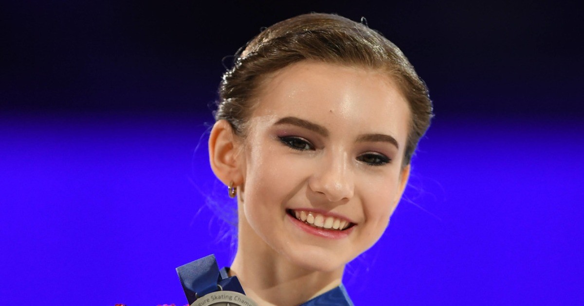 Фигуристку Дарью Усачеву привезли из Токио в инвалидной коляске – видео | StarHit.ru