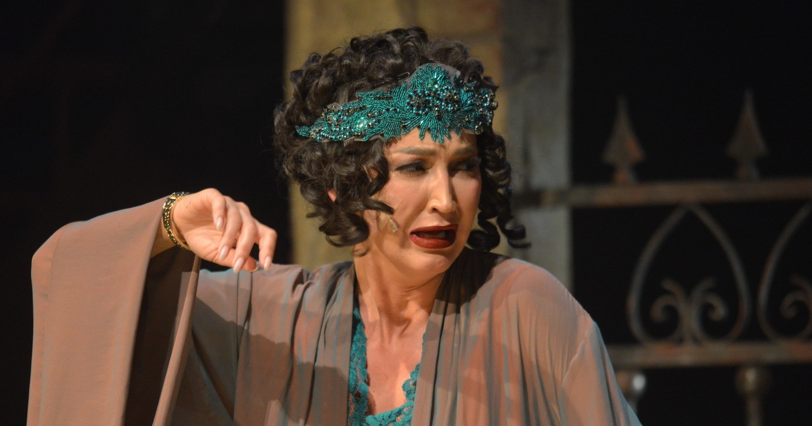 Ольга Бузова о предательстве МХАТа: «Это стресс и слезы по ночам» | StarHit.ru