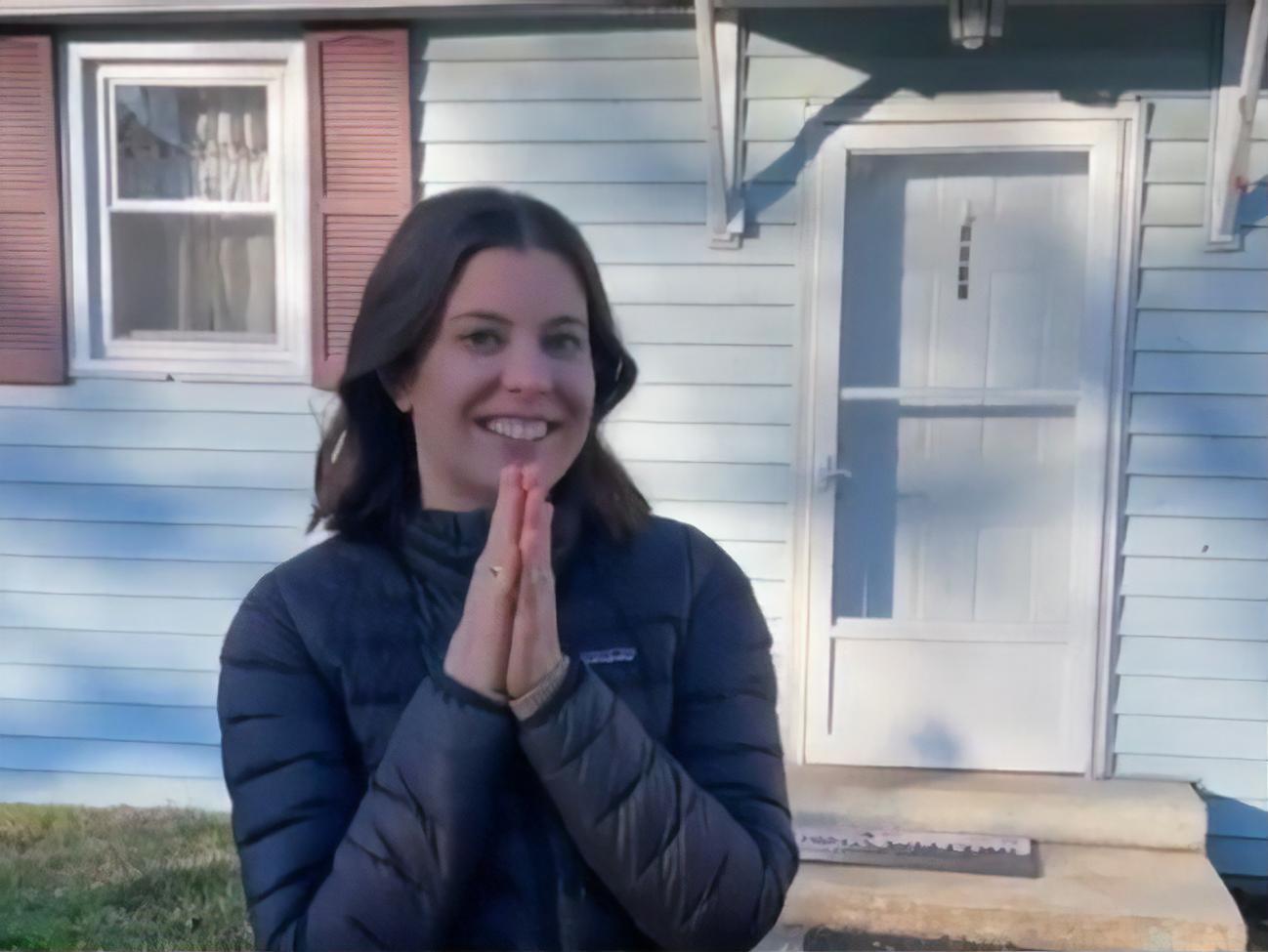 В США женщина за полтора года обменяла заколку для волос на дом