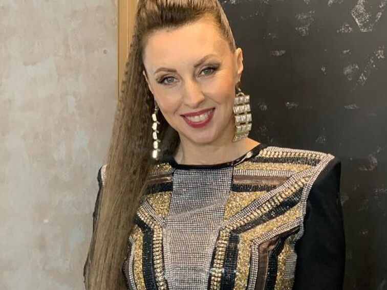 "Кто это? Песков?" 51-летняя Сенчукова показала фото с Распутиной. В сети не узнали 57-летнюю артистку