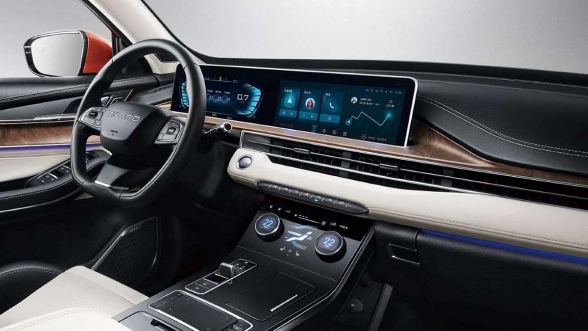 В России выходит Exeed LX, похожий на сверхпопулярный Chery Tiggo 7 Pro: характеристики кроссовера для нашего рынка