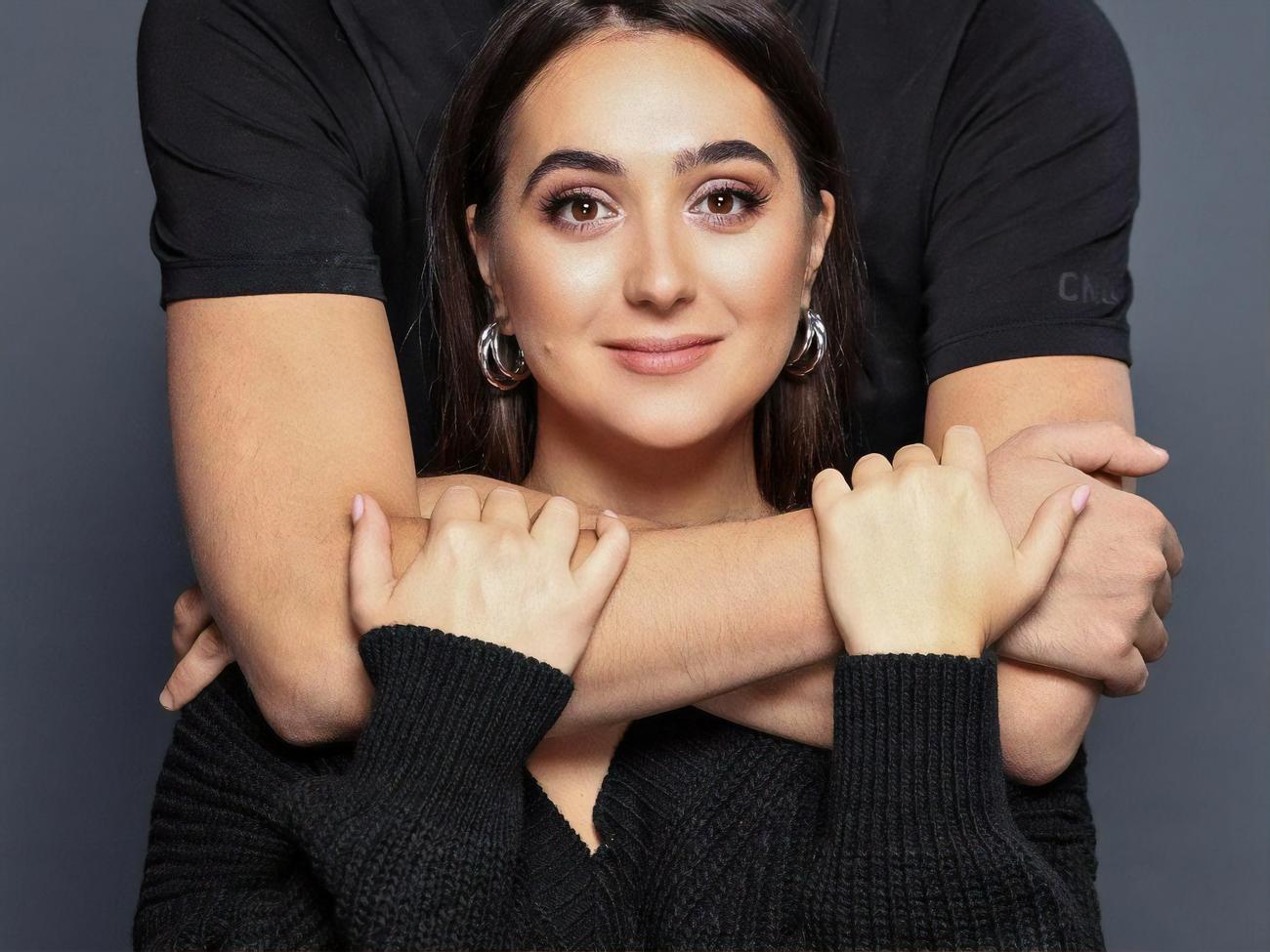 "Паша, только не ты. Зачем?" СМИ рассекретили имя бойфренда Юлии Мендель. Им оказался 36-летний политик. Фото