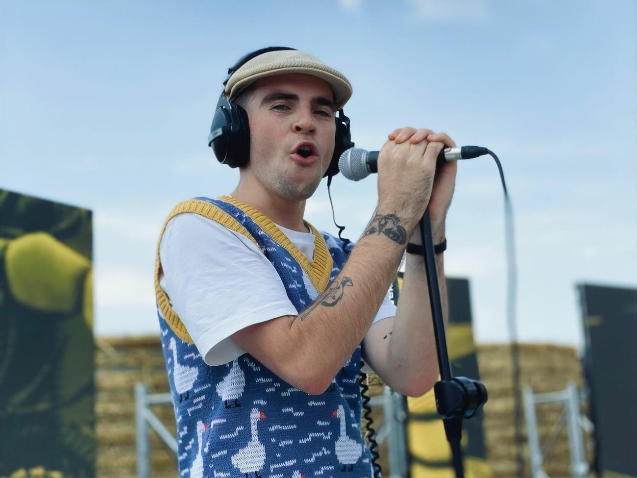 В сети опубликовали фрагмент конкурсной песни участника нацотбора на "Евровидение" Wellboy. Аудио