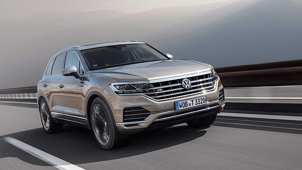 Volkswagen приостановил отгрузки автомобилей российским дилерам