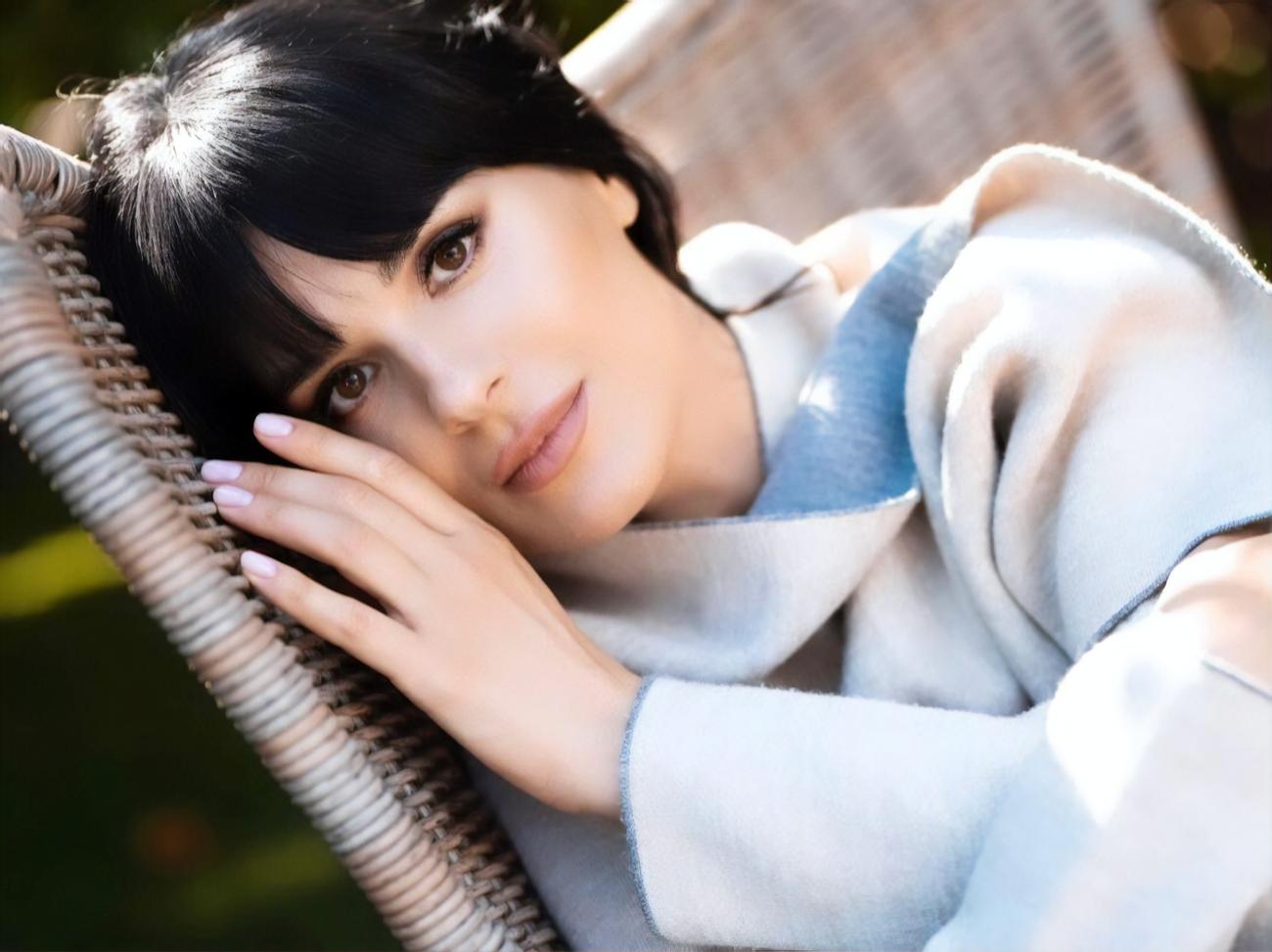 "Наши невероятно сильные женщины". Ефросинина поддержала украинок, которые после нападения РФ на Украину покинули свои дома