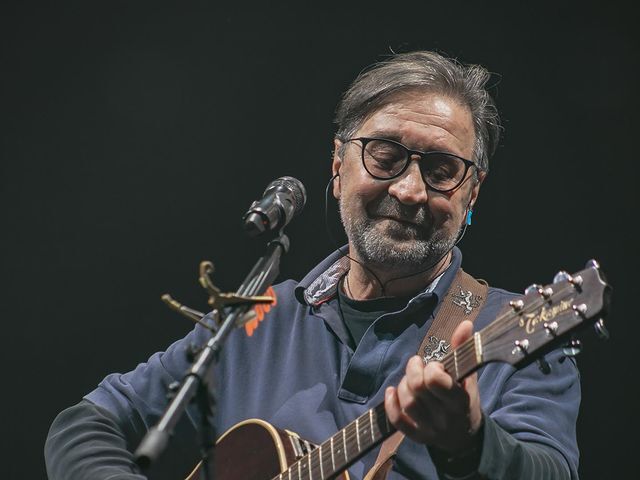 Организаторы отменили концерт группы ДДТ в РФ. Ранее музыканты отказались выступать в зале с "огромной буквой Z"