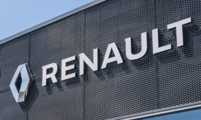 Владельцы автомобилей Renault в России могут столкнуться с проблемами при обслуживании из-за закрытия дилерских центров