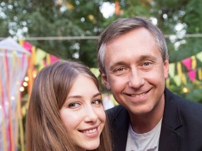 Дочь Егоровой рассказала, как отец, режиссер Семен Горов отреагировал на ее переезд в США во время войны