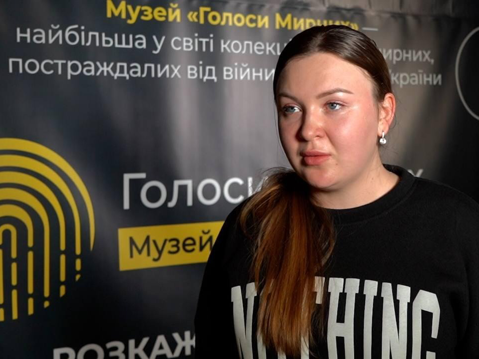 "В спектакле я живу, испытываю настоящие эмоции". Актриса из Мариуполя рассказала музею "Голоса Мирных" Фонда Рината Ахметова свою историю