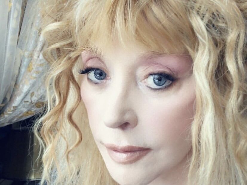 Пугачева наговорила комплиментов выступавшей в Крыму певице Zivert