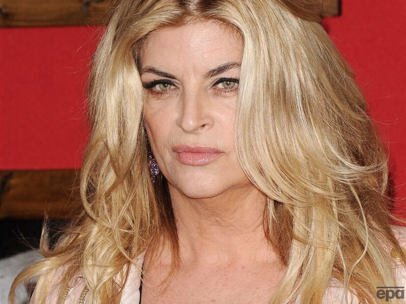 "Она боролась с огромной силой". От рака скончалась голливудская звезда Кирсти Элли