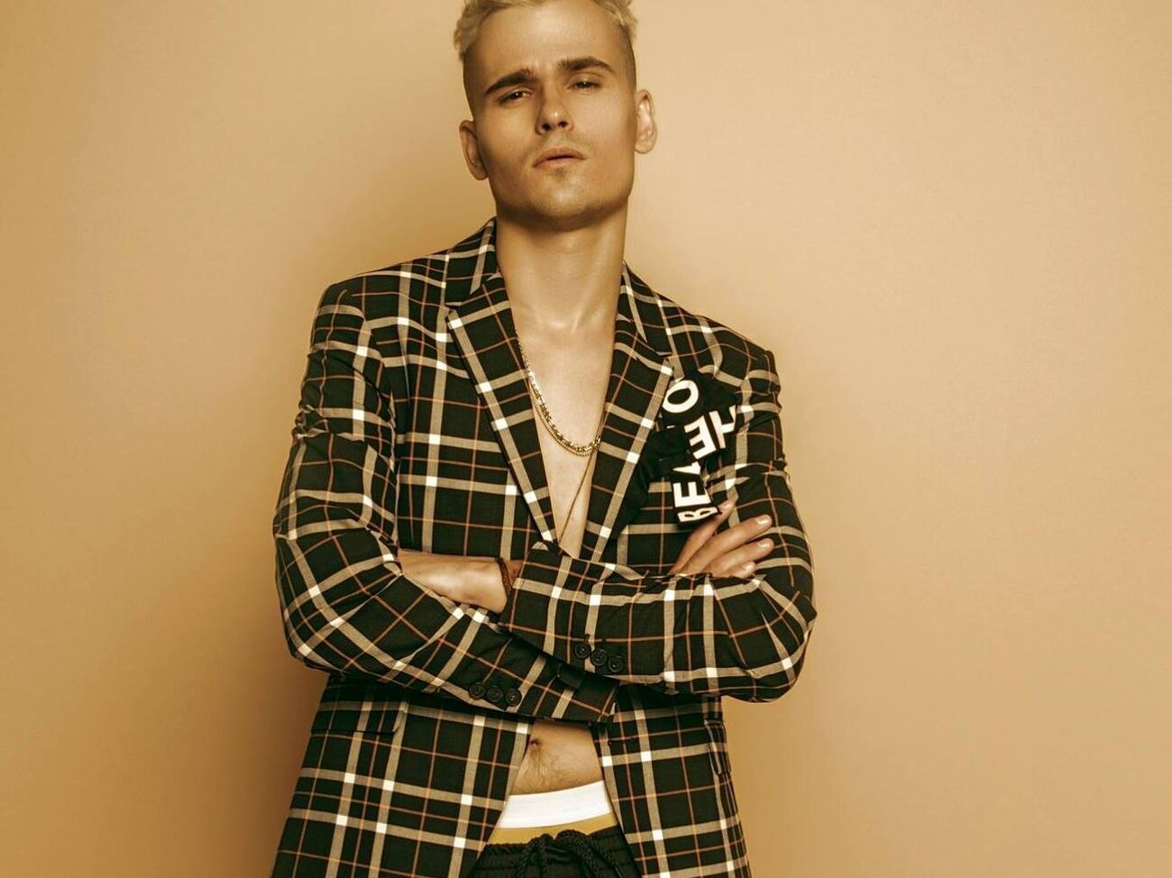 "Хочется сделать так, чтобы европейские зрители смогли уйти от шаблонных представлений об Украине". Ненов стал режиссером "Евровидения 2023"