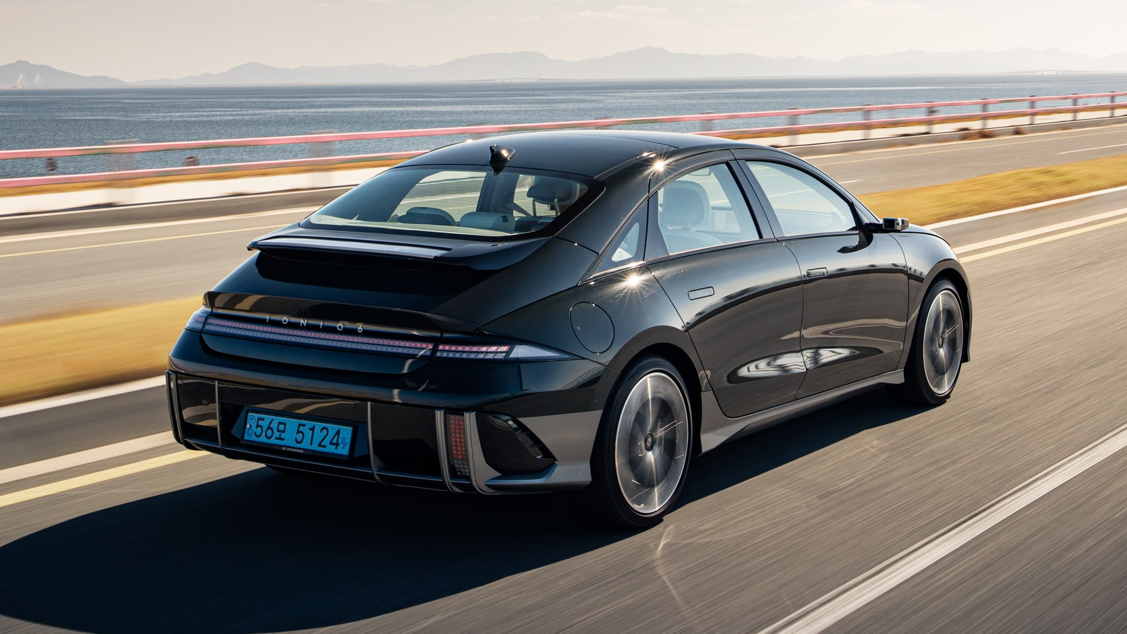 Hyundai Ioniq 6 признан самым безопасным большим семейным автомобилем 2022 года по версии Euro NCAP