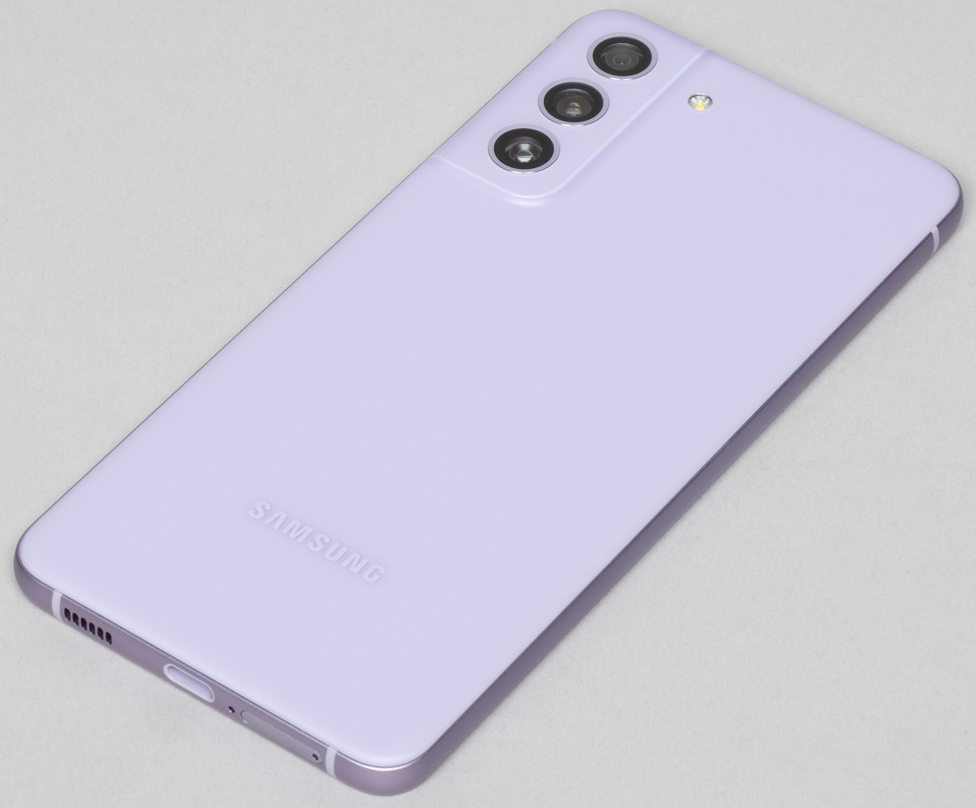 Фанатский Samsung Galaxy S23 FE покажут летом