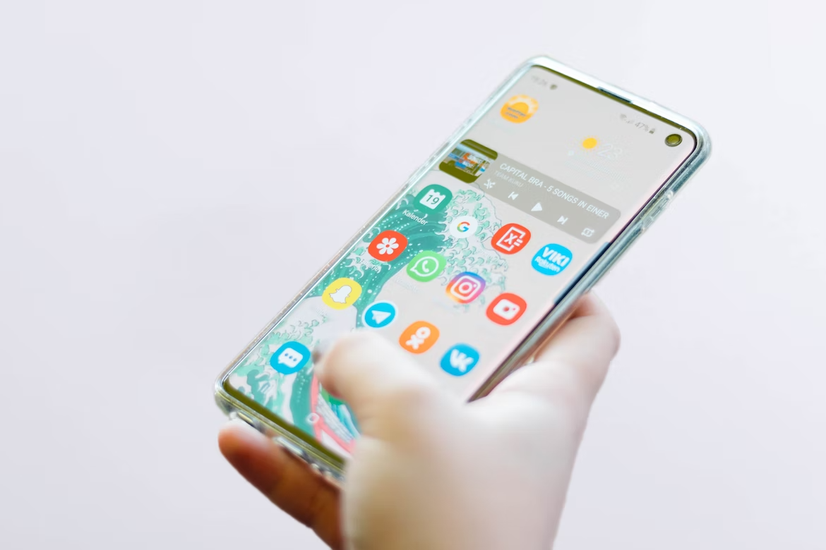 Samsung прекратила поддержку недорогого Galaxy A50 и флагманов Galaxy S10