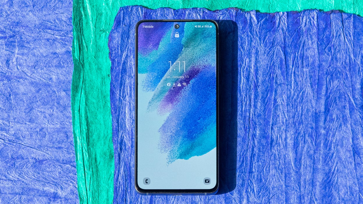 Samsung Galaxy S23 FE всё же появится? В Сети засветился аккумулятор, предположительно, принадлежащий новому фанатскому флагману компании