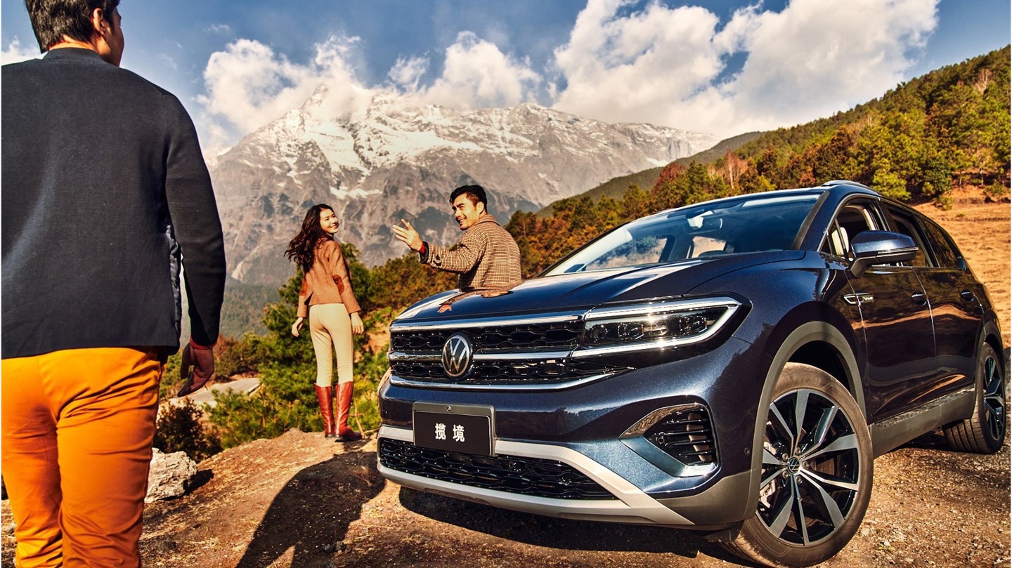 Огромный Volkswagen Talagon представлен в Китае. Длина 5,15 м, 300 л.с., полный привод и очень богатое оснащение