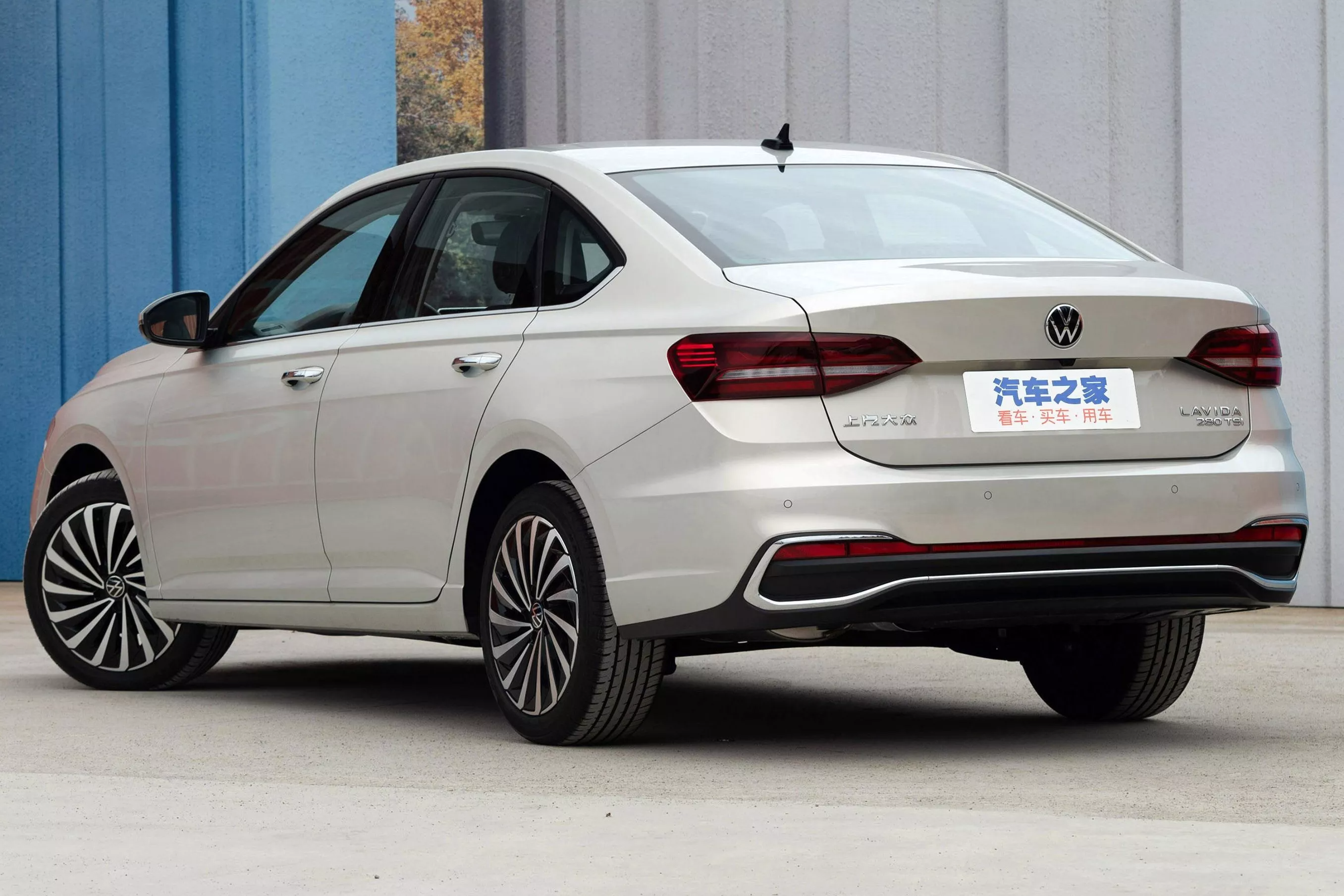 В Россию везут партию Volkswagen Lavida — это аналог Jetta