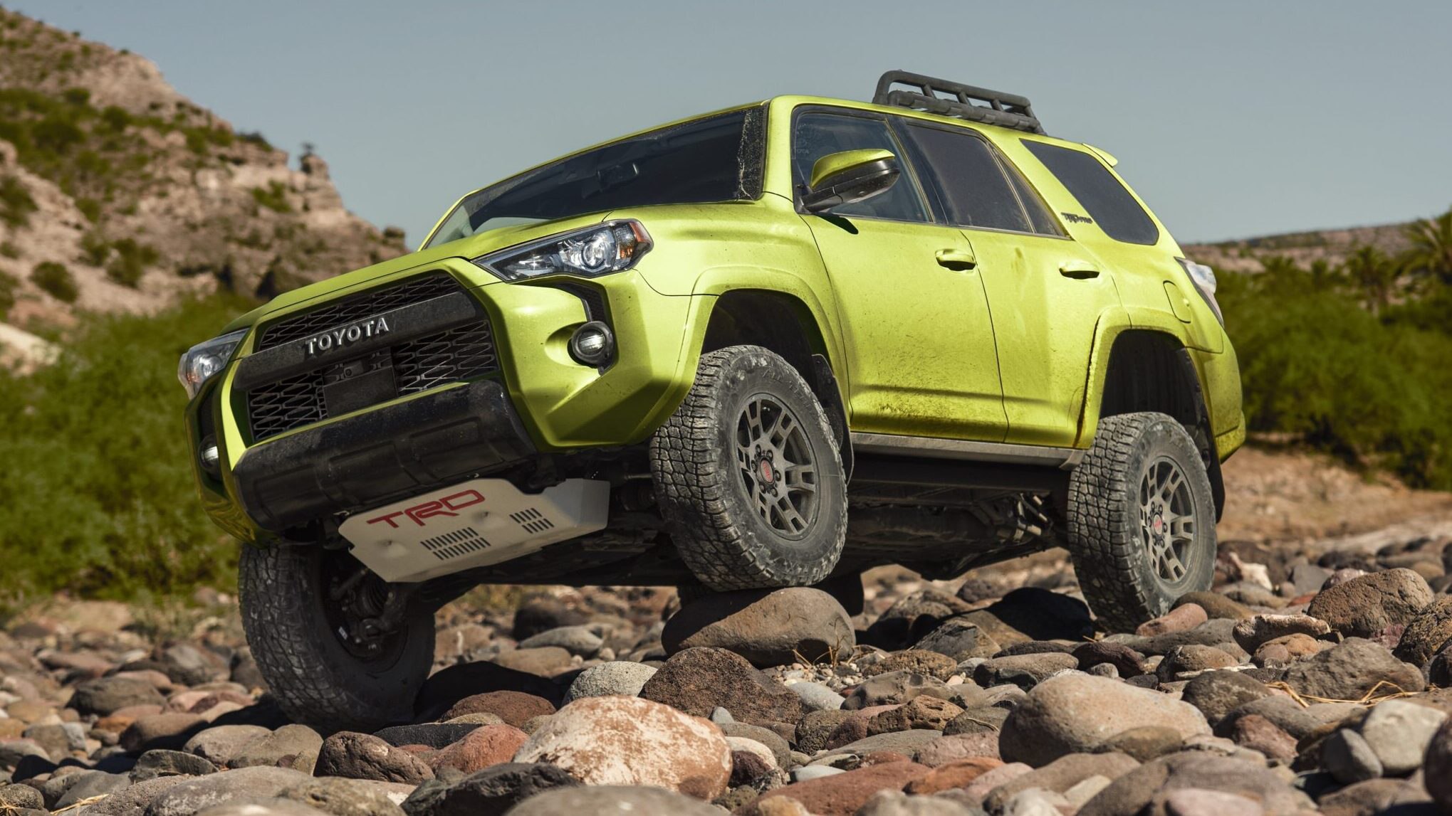 В России вышел «неубиваемый» внедорожник Toyota 4Runner