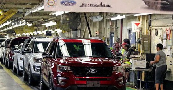 Hãng xe Ford sa thải 7.000 nhân viên