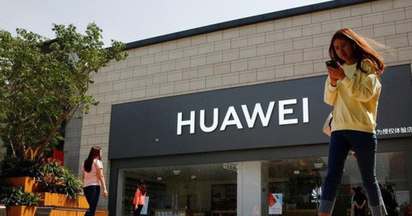 Huawei tạm gác mục tiêu trở thành hãng smartphone lớn nhất thế giới